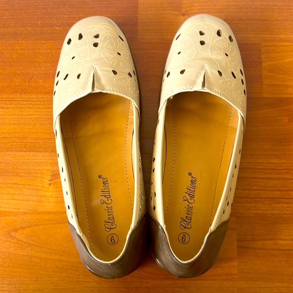 Great condition comfortable shoes